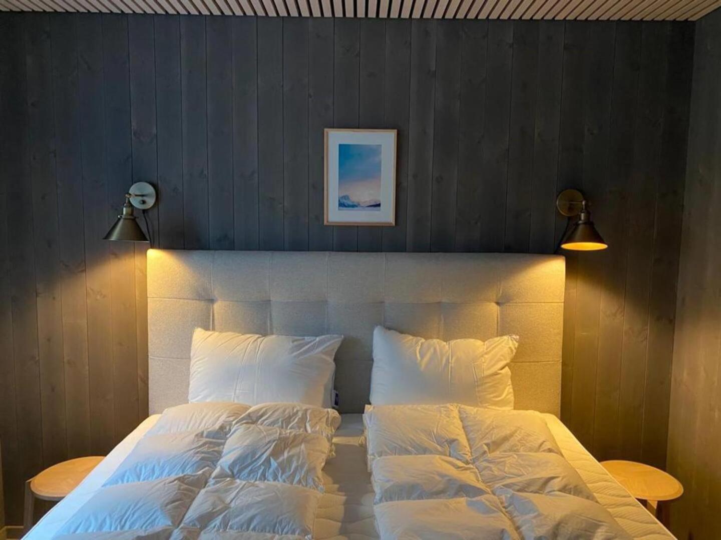 Waterfront Apartment With Panoramic Sea View Henningsvaer Exterior photo